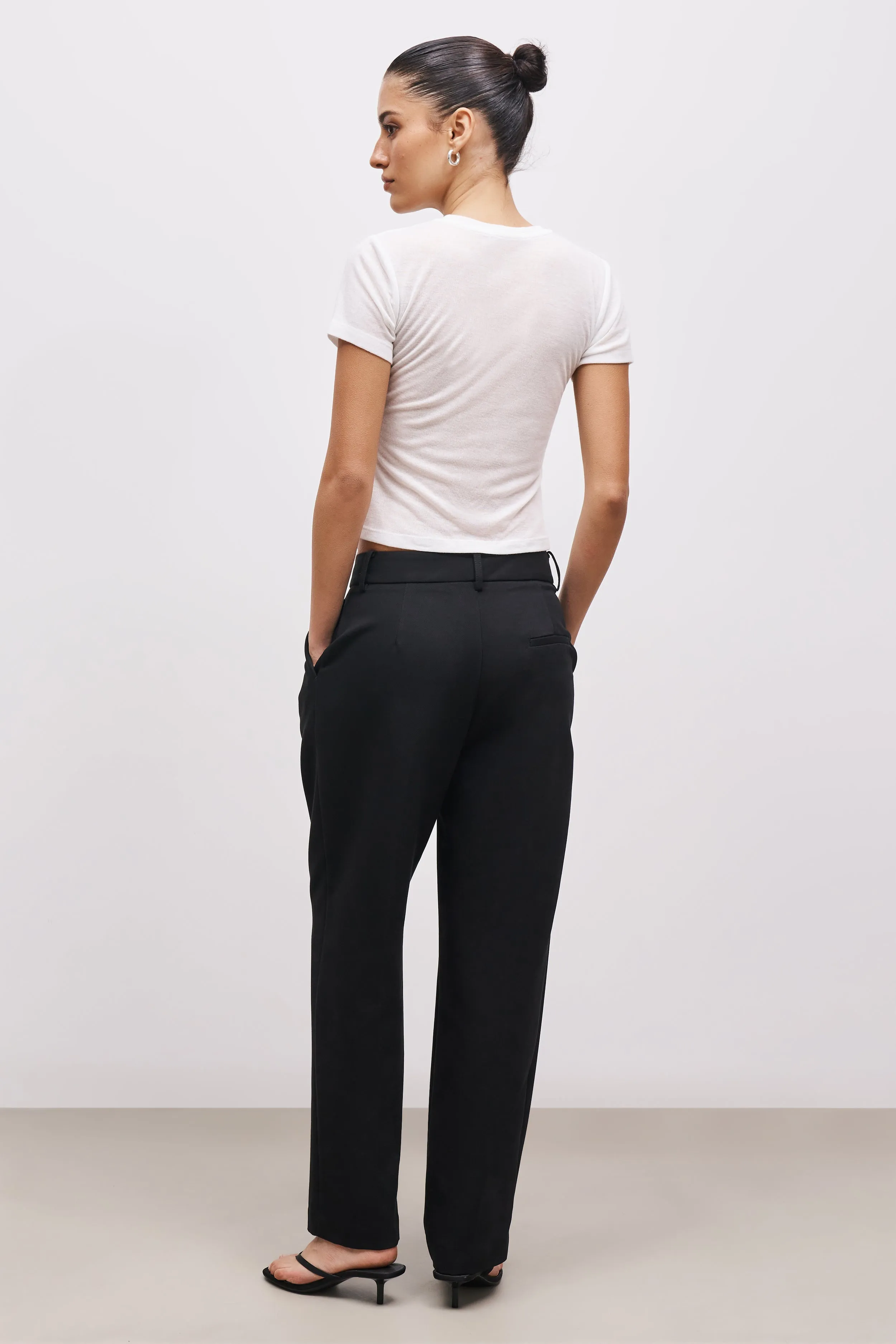 Carrot Leg Trousers - Black