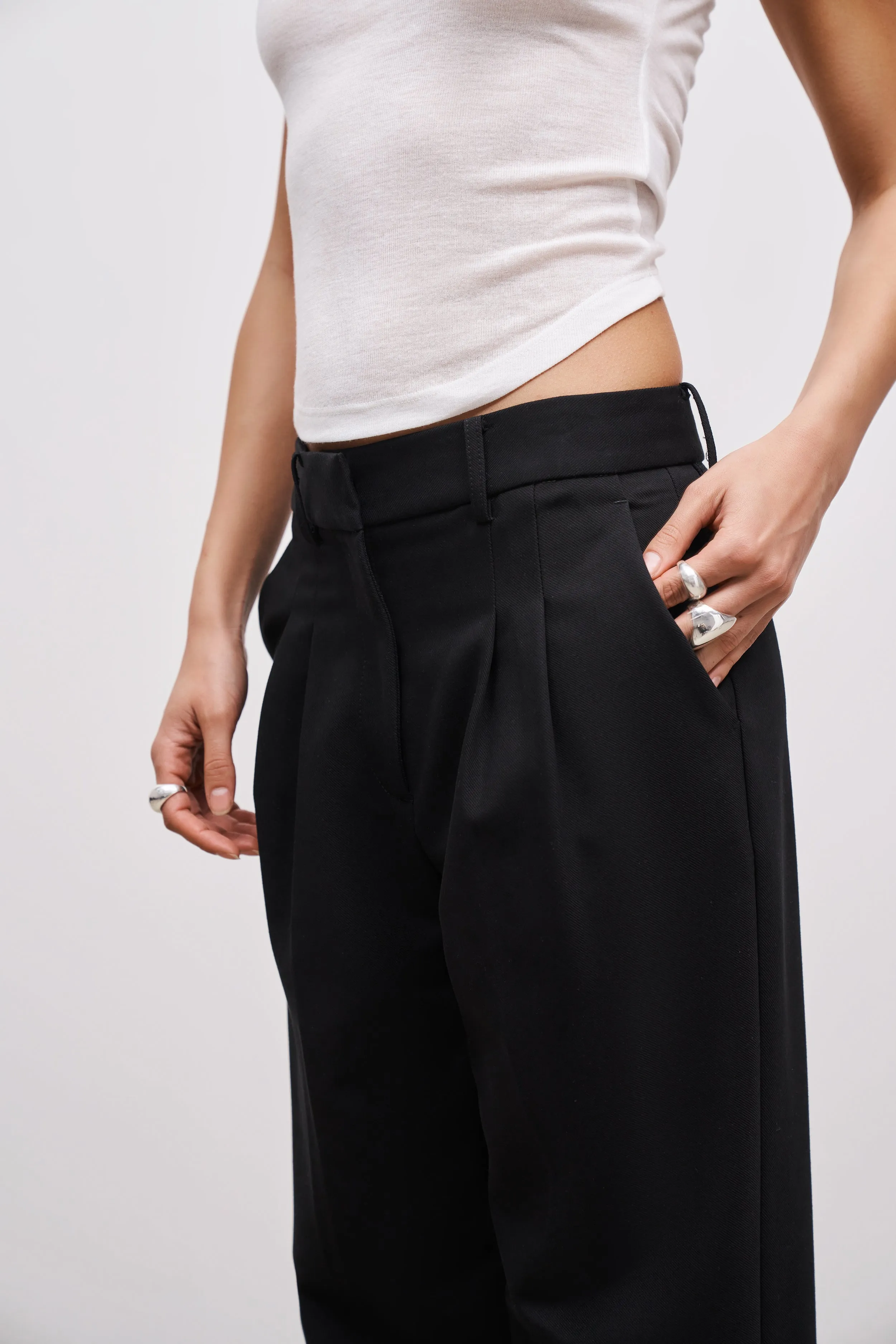 Carrot Leg Trousers - Black