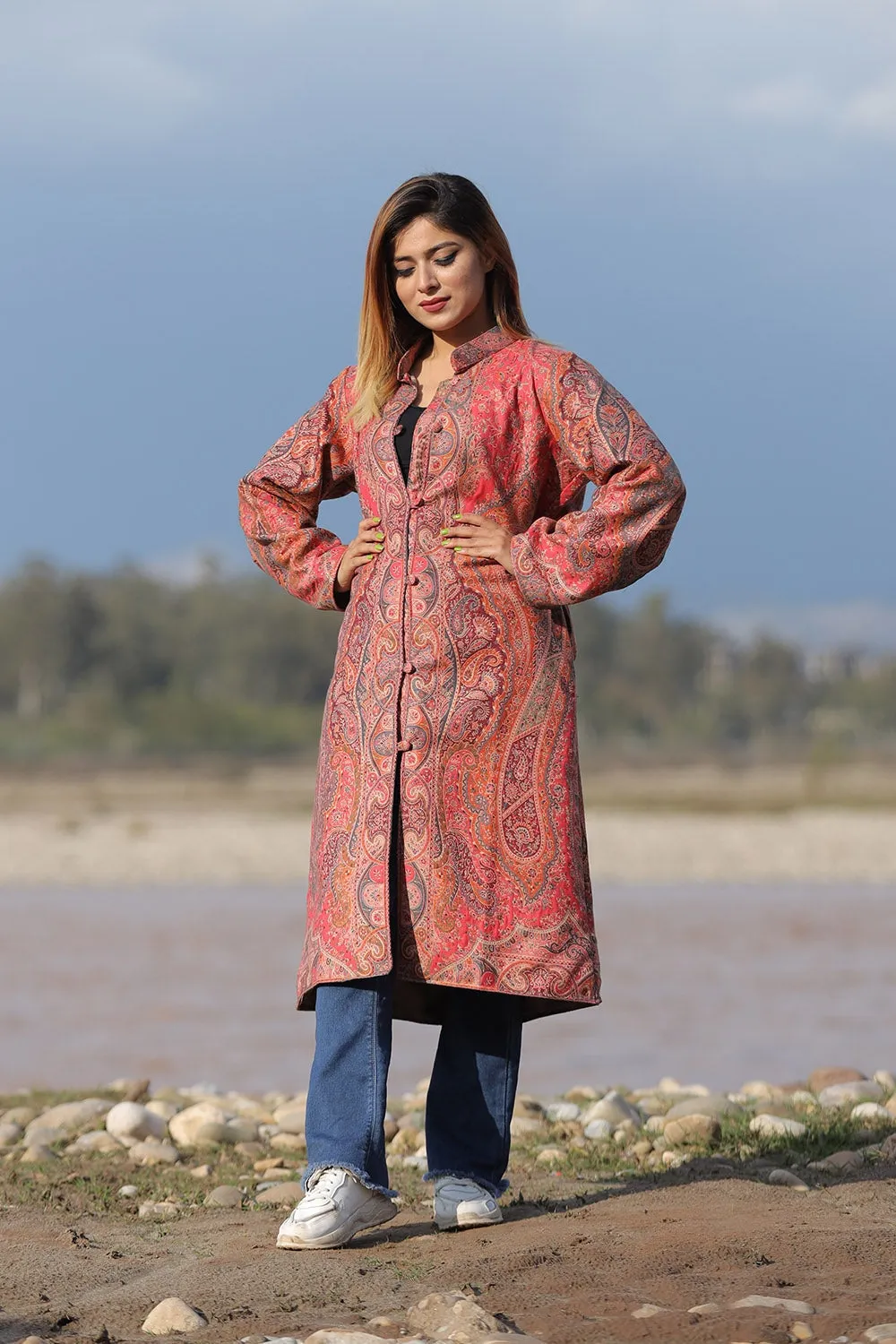 CHARMING PINK Colour Kani Jacket Along With New Designer Jaal Pattern