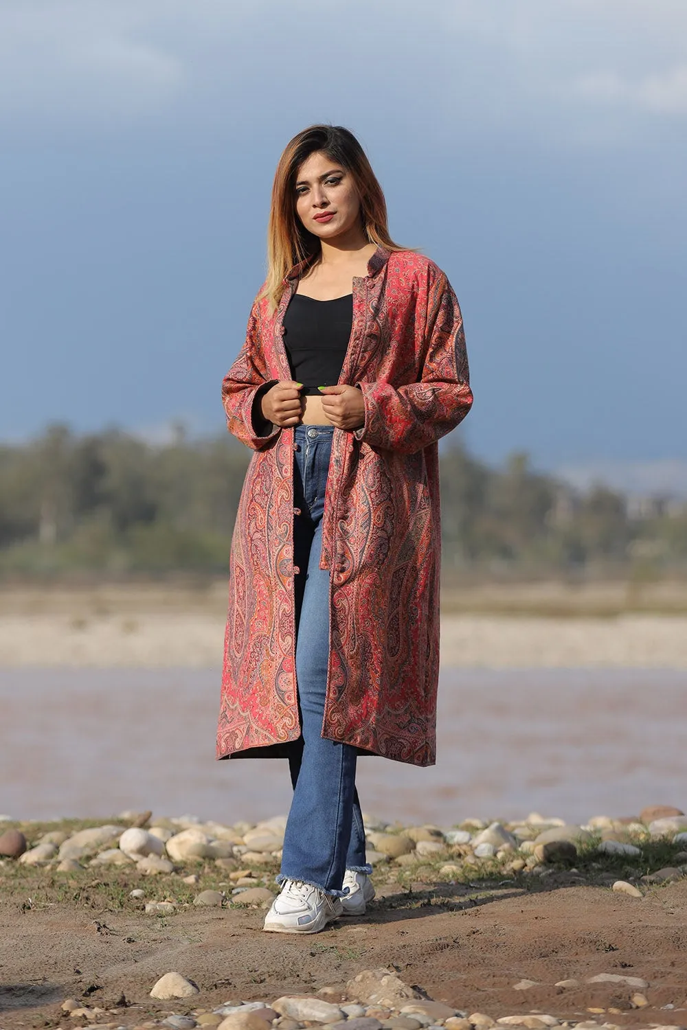 CHARMING PINK Colour Kani Jacket Along With New Designer Jaal Pattern