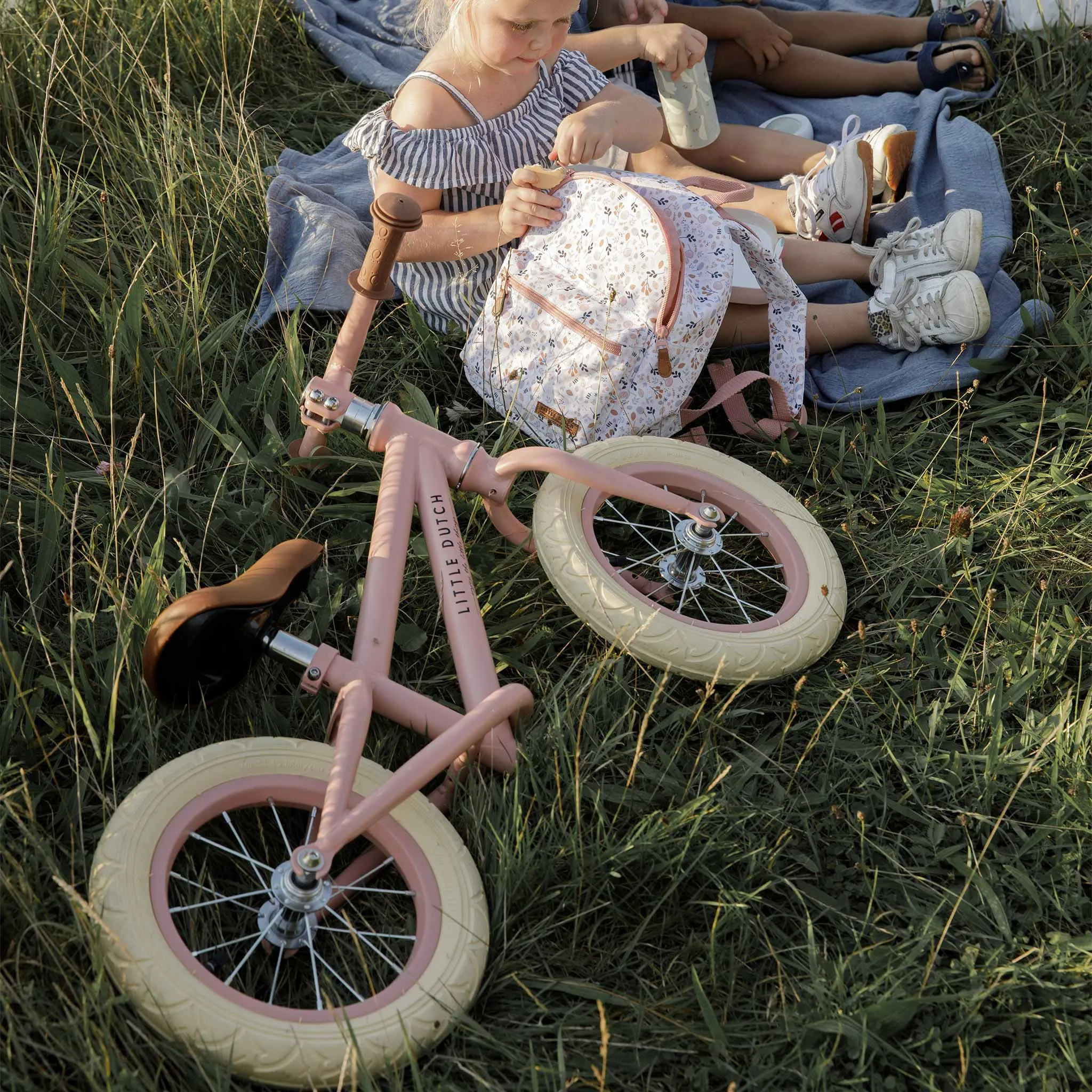 Little Dutch Balance Bike - Matte Pink