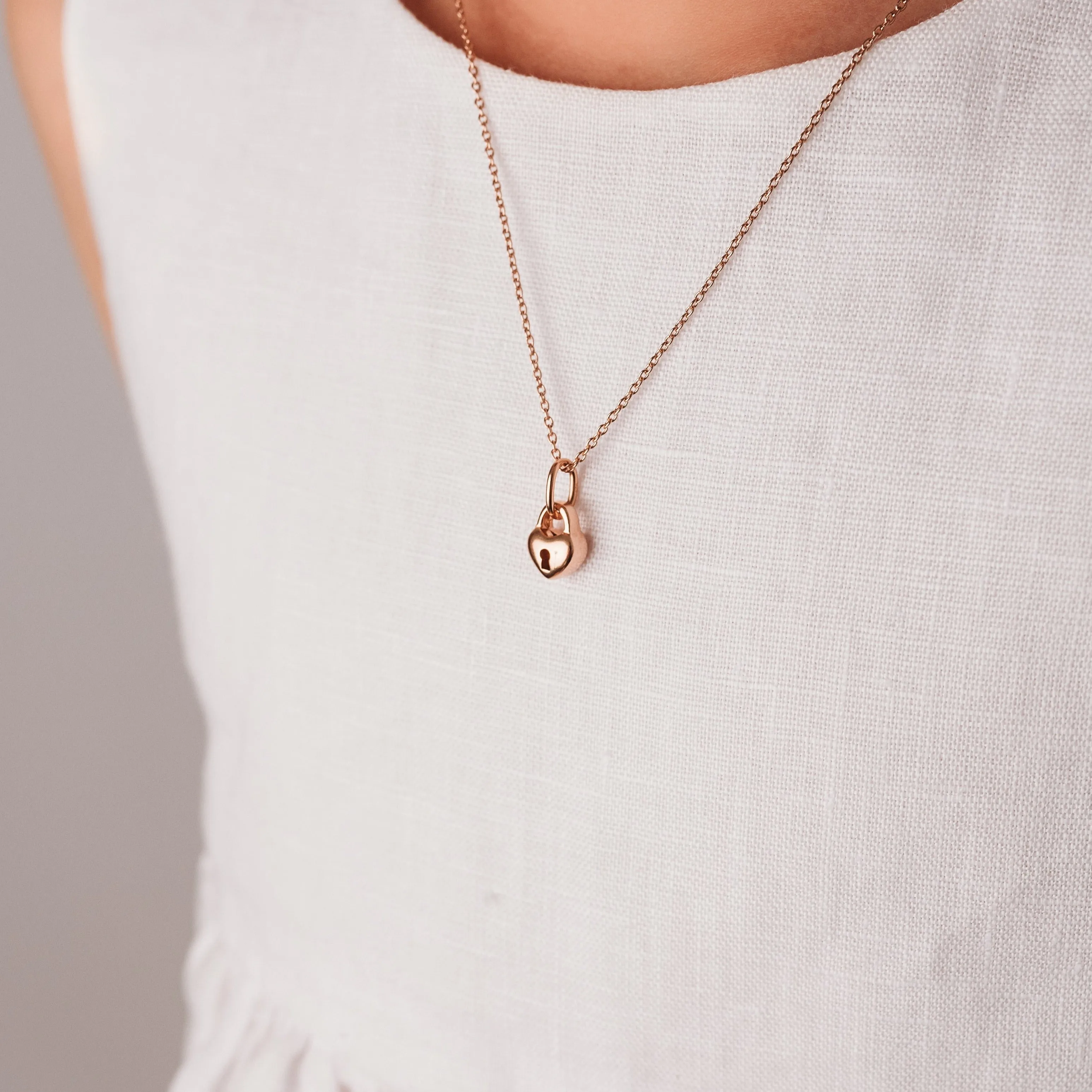 Love Heart Lock Pendant - Rose Gold