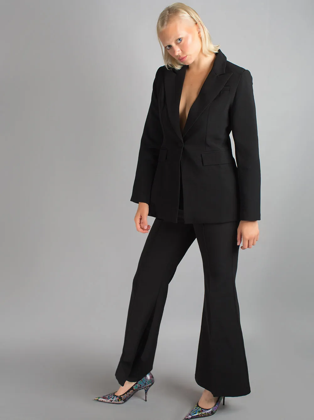 NAOMA Blazer & Flared Pants Set in Black